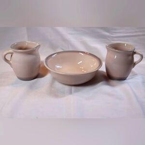 Vintage Pfaltzgraff Aura Pink & Blue Stoneware 2- 4.5” Tall Creamers & 7…